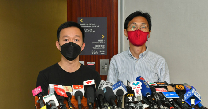 朱凱廸 （左）及陳志全已知會立法會秘書處，10月起不再延任議員。