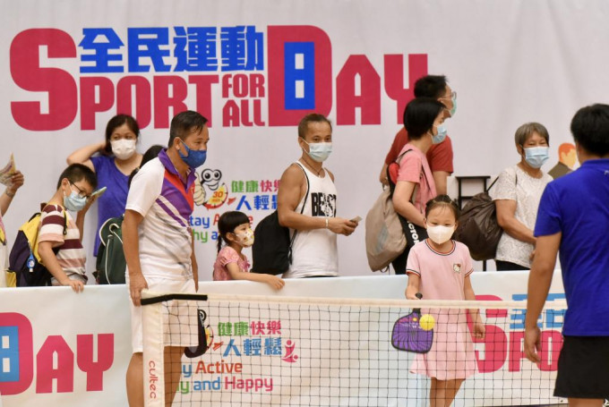 香港要實現「全民健康」，必須靠政府各政策局緊密互相合作。