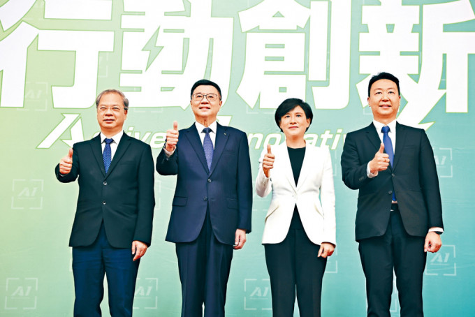 卓荣泰率领部分新阁员人选亮相。