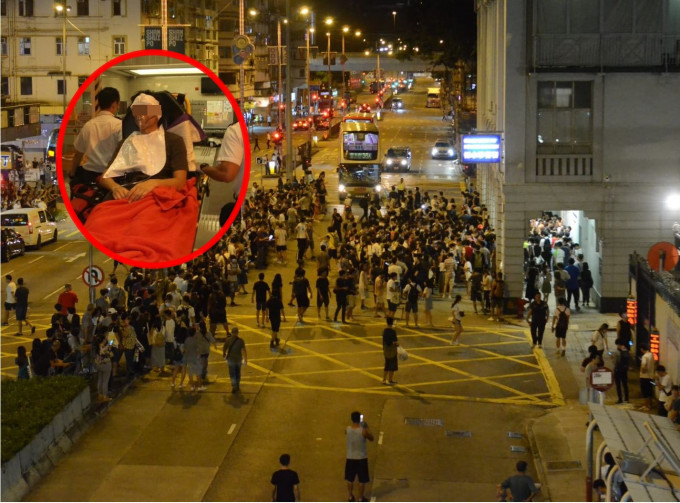 一批市民包围深水埗警署，以声援方仲贤(小图)。网民图片