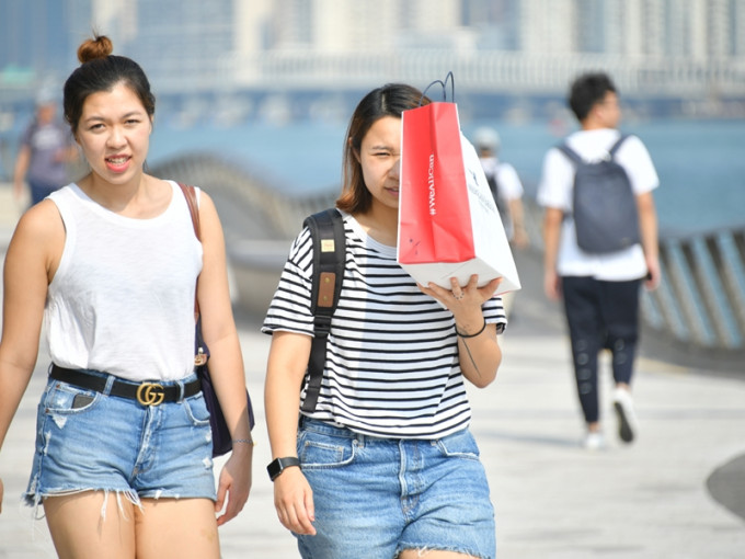 天文台预料本港地区今日部分时间有阳光。资料图片