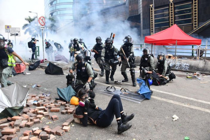 理大连日发生激烈冲突，多人被警方拘捕。 资料图片