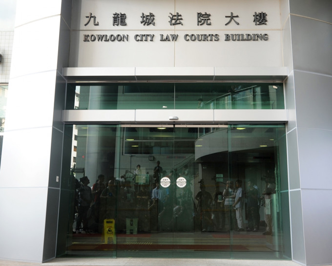 兩被告今在九龍城法院否認全部控罪。 資料圖片