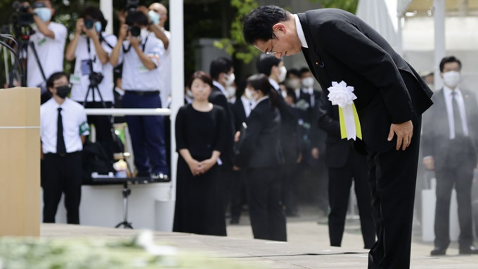 岸田文雄表明日本绝不会重蹈77年前覆辙。AP图片