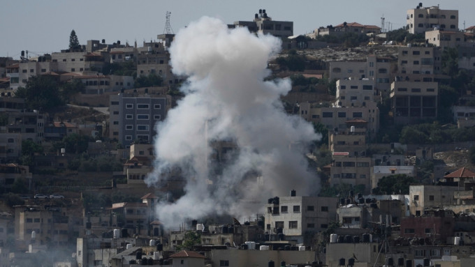 以军突袭西岸城市杰宁，8名巴勒斯坦人丧生。美联社