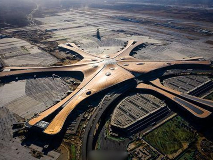 北京大興國際機場已全面具備開航投運條件，預計本月底前正式投入營運。 網圖