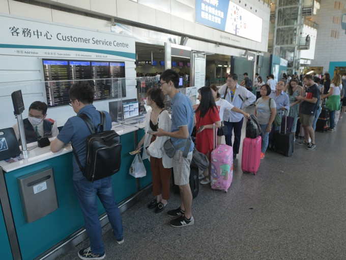 香港站的市区预办登机服务的截止时间，将维持在飞机起飞前90分钟。资料图片