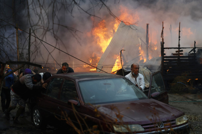 智利山火迄今死亡人數已上升至最少123人。美聯社