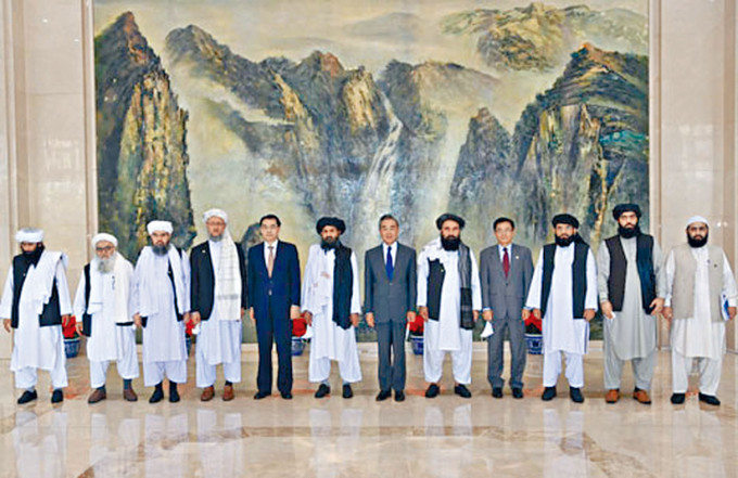 ■王毅上月底在天津接见塔利班代表团。