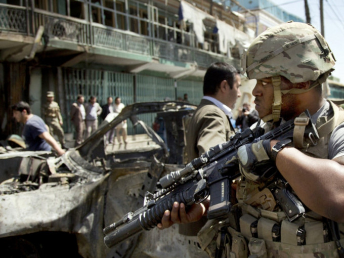 美国及北约撤军首日，塔利班突袭阿富汗基地。AP图片