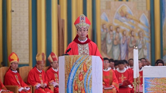 北京助理主教甄雪斌举行祝圣典礼。 中国天主教官网