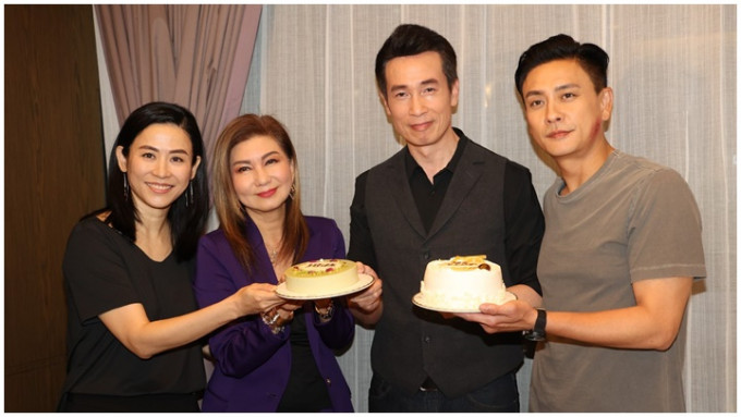 陈豪昨日为剧集《执法者们》开工，适逢53岁生日，他获黄宗泽、宣萱、乐易玲送上蛋糕庆生。
