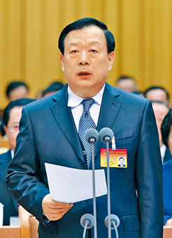 ■夏寶龍分別參加港區人大代表、政協委員的團組討論。
