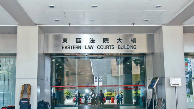被告今被押解上东区裁判法院首度应讯。