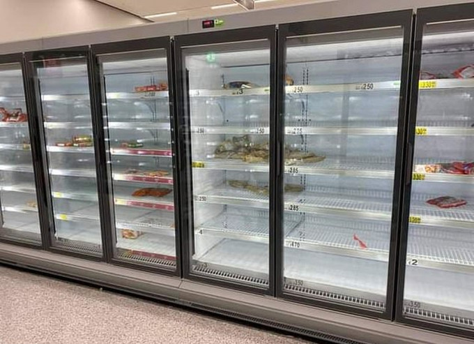 英国超市再现抢购潮。Twitter图片
