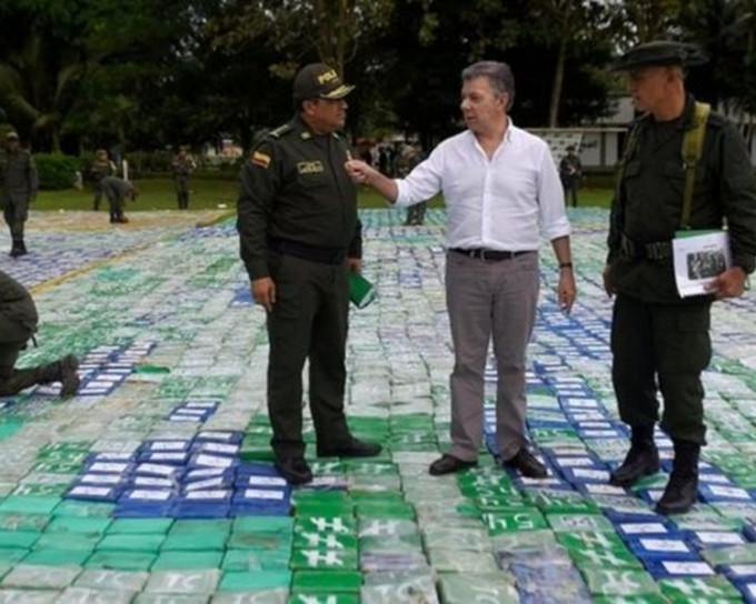 连同今次行动在内，哥伦比亚警方今年至今为止总共捡获了三百六十二吨毒品。