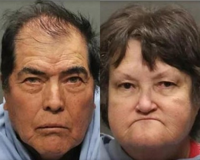 古提耶雷斯(左)和卡蘿(右)涉虐兒被捕。網上圖片