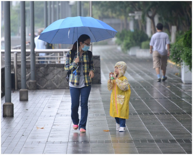 天文台预测，明日起一连5日有雷雨。 资料图片