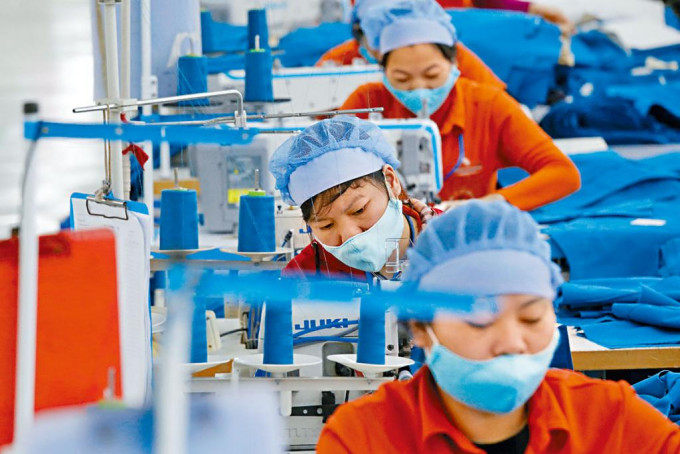 越南提供大量廉價勞動力，吸引外資。