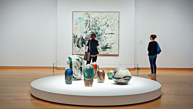 Joan Mitchell的畫作正在波士頓美術館展出。