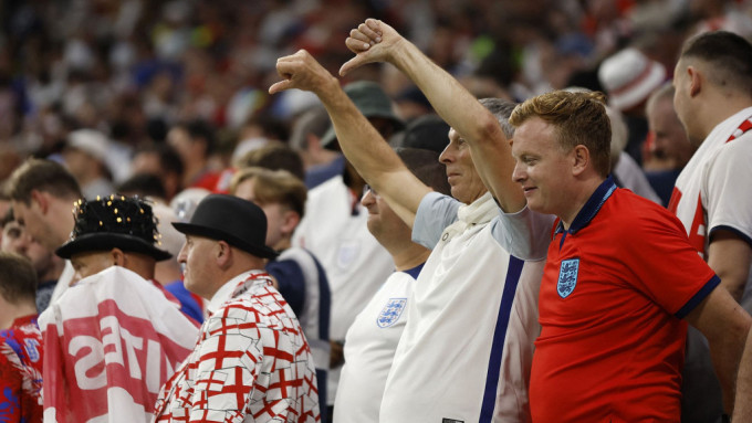 英格兰球迷非常不满。Reuters