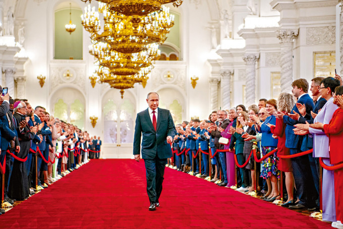 普京上周取得連任，在莫斯科參加就職典禮。