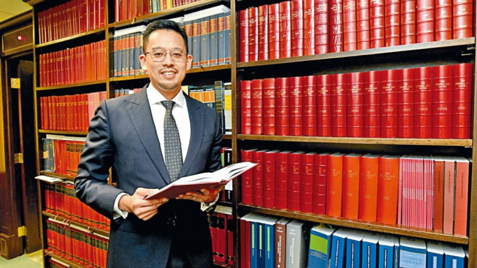 资深大律师李颂然在访问中重申，市民应以正当手法表达意见。