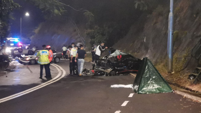 新娘潭路晚上發生3車相撞意外，事件中一人當場死亡。