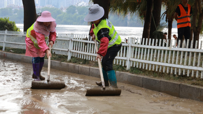河北官员8年冒领清洁工人工556万。(中新社资料图片)