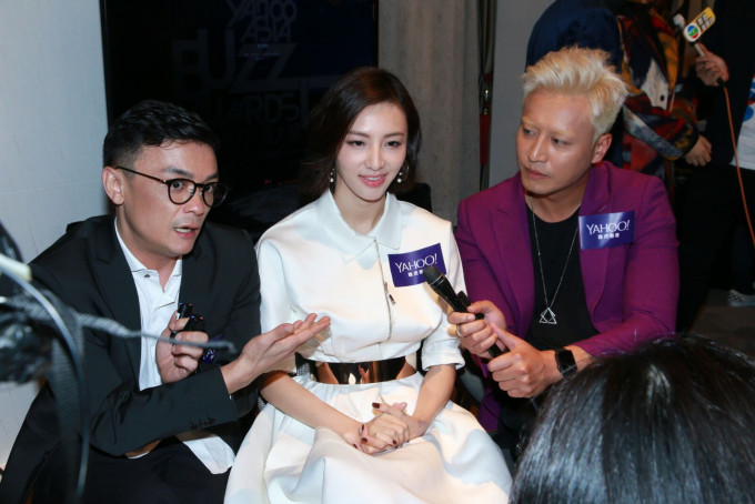 张建声（右）和陈雅婷（中）主演的网剧《反黑》获奖。
