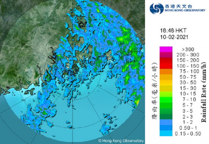 天文台預料影響珠江口的一道雨帶會在今晚逐漸遠離。天文台