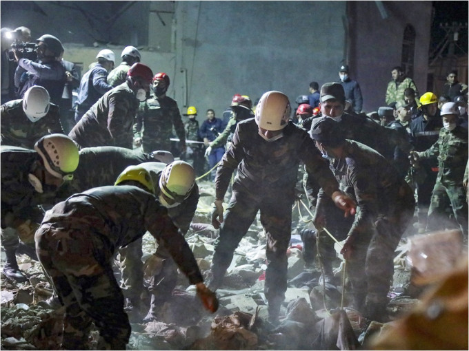 阿塞拜疆表示第二大城市甘賈被亞美尼亞攻擊，最少10名平民死亡。AP圖片