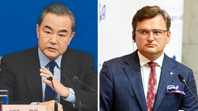 外長王毅(左)與烏克蘭外長庫列巴(右)通電話。