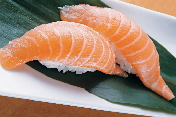 在日文當中「Salmon（サーモン）」才是大家經常食的三文魚刺身。資料圖片