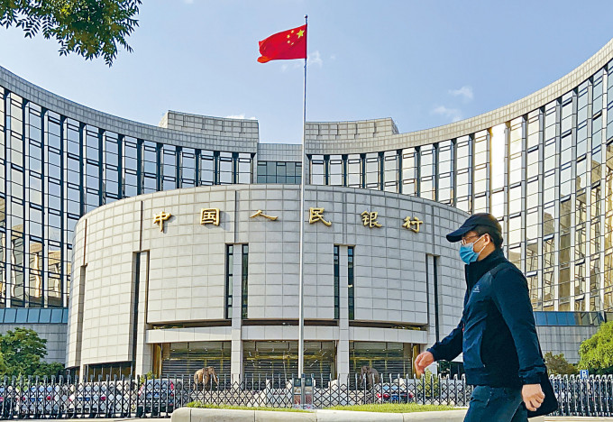 中国人民银行昨日公布，2月份新增贷款1.36万亿元，较市场预期的9500亿元为高。