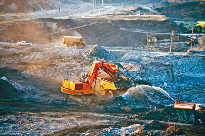 ■青海大規模非法採礦，嚴重破壞祁連山生態。
