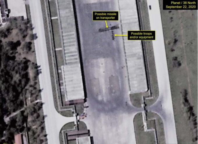 美國有智庫公開衞星影像指北韓疑準備10月閱兵展示導彈。 38 North Twitter 圖片