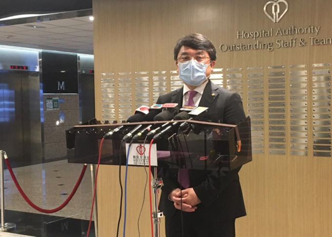 杨谛冈表示医管局期望今年下半年将公私营协作计划扩展至专科门诊。