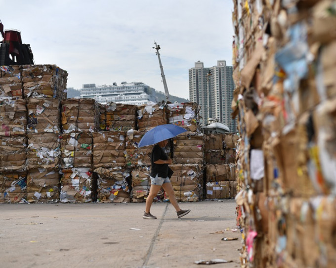 本港有约7成回收商对行业前景感到悲观。资料图片