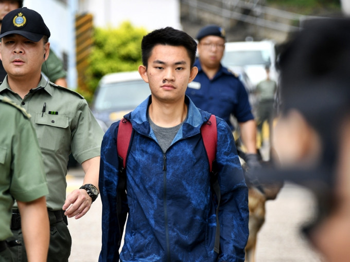 陈同佳去年10月因洗黑钱罪在香港刑满出狱，表示愿意赴台自首，惟至今近11个月仍未成行。资料图片