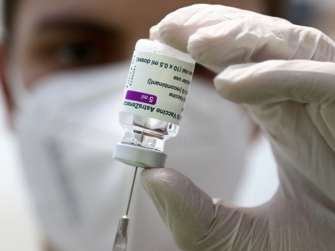 荷蘭宣布暫停對60歲以下人士接種阿斯利康疫苗。AP