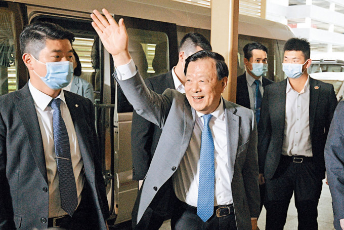 國務院港澳辦主任夏寶龍結束最後一日行程，下午返京。