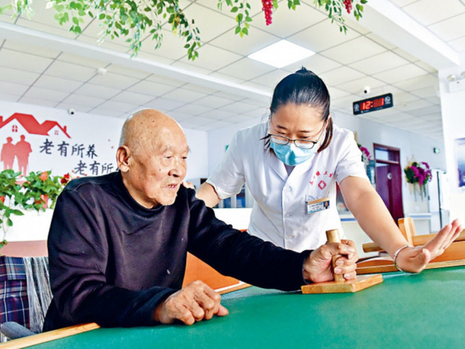 中國人口老化問題嚴重。資料圖片