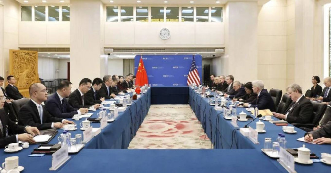 商务部部长王文涛会见美国国会参议院多数党领袖舒默一行。
