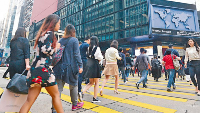 强积金8月人均赚$4,600 中港股基金跑赢欧美 「其他股票基金」登榜首有启示