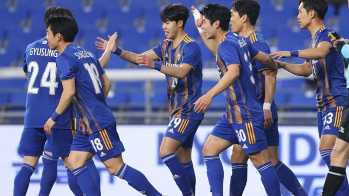 蔚山现代联赛对济州联2连胜，期间合共轰入8球。