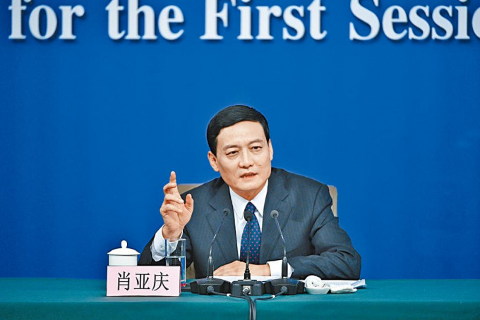 工信部部長肖亞慶近日受不利傳言纏身 ，「落選」二十大代表。