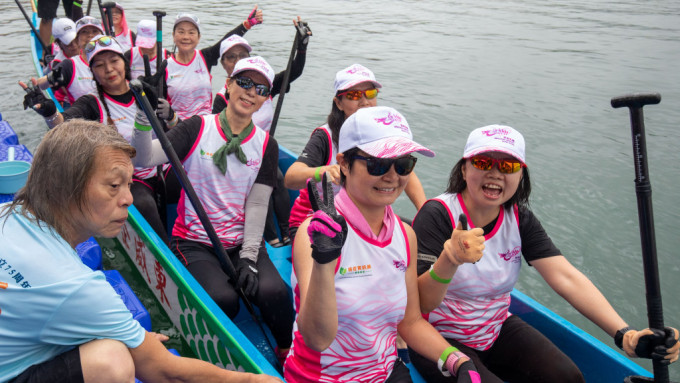 乳癌康复者组队参赛「扒龙舟」克服逆境 教练：同路人为目标努力 助建无惧心态