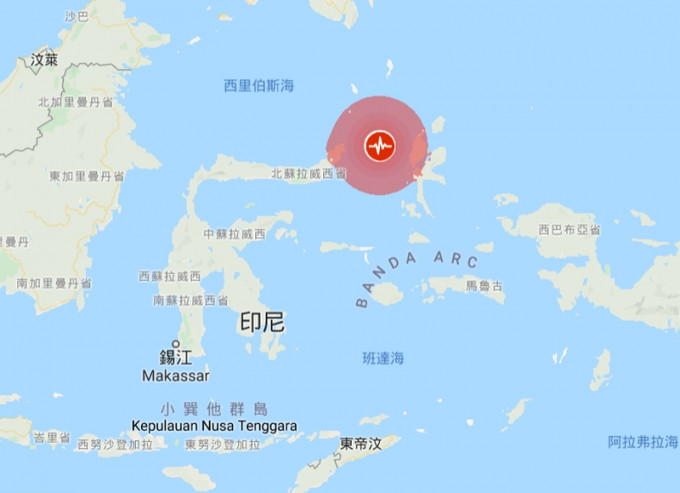 印尼北部发生7.4级地震。(网图)