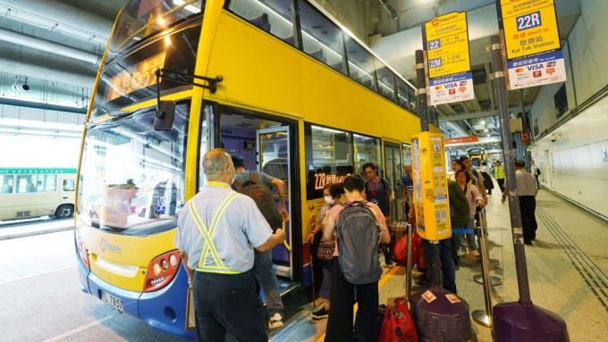 城巴宣布周五起110号线恢复途经耀东邨。资料图片